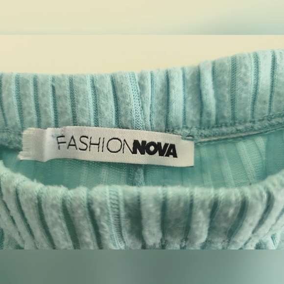 Two Piece Set - Picture 8 of 8